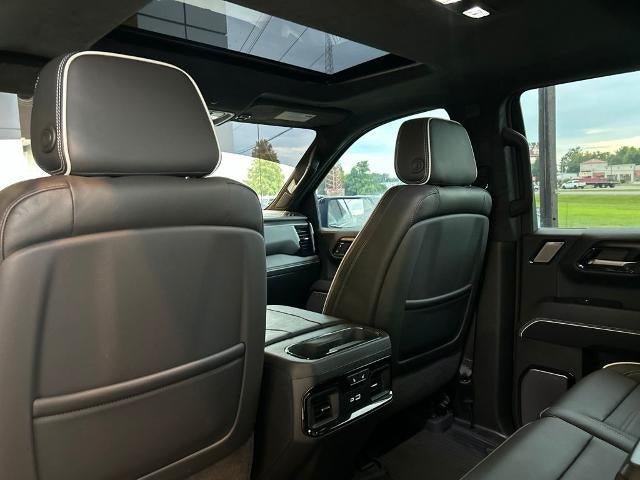2025 GMC Sierra 1500 AT4X - Photo 10