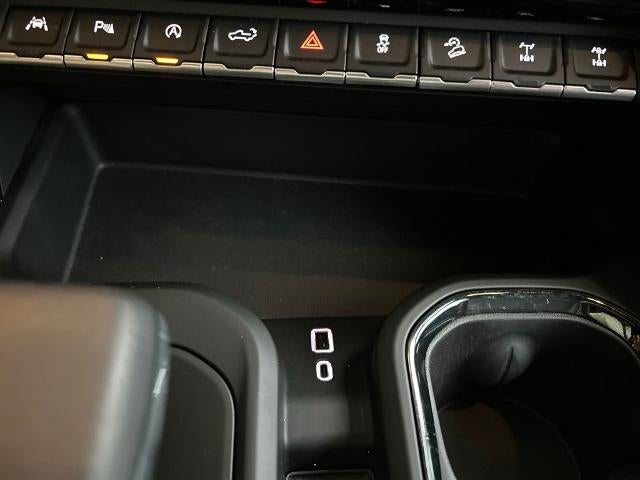 2025 GMC Sierra 1500 AT4X - Photo 22