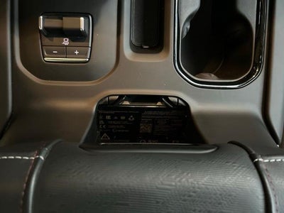 2025 GMC Sierra 1500 AT4X