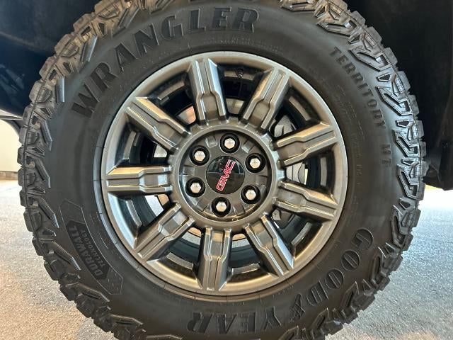 2025 GMC Sierra 1500 AT4X - Photo 33