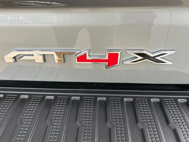 2025 GMC Sierra 1500 AT4X - Photo 37