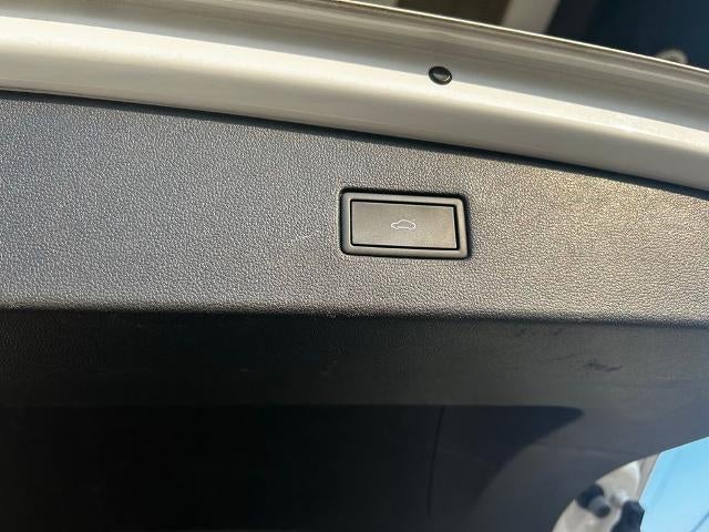 2024 Volkswagen Tiguan 2.0T SEL R-Line