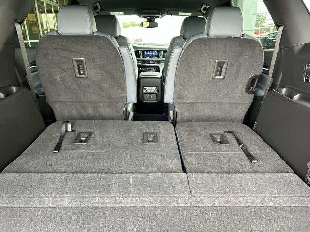 2022 Buick Enclave Essence