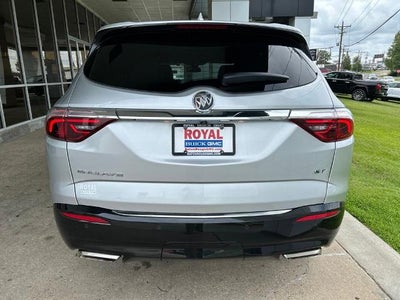 2022 Buick Enclave Essence