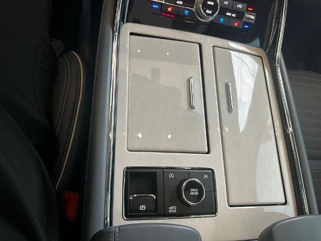 2023 Lincoln Navigator Black Label