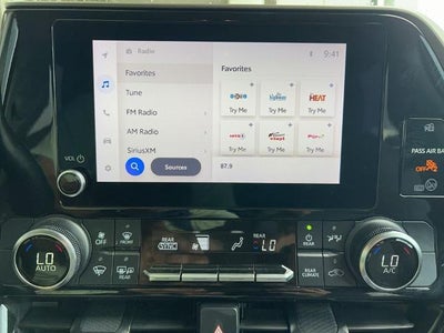 2023 Toyota Highlander LE