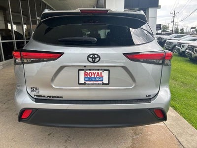 2023 Toyota Highlander LE