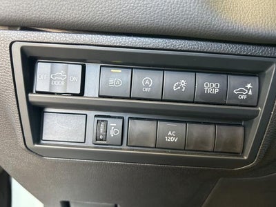 2026 Toyota Tundra Limited CrewMax 5.5' Bed