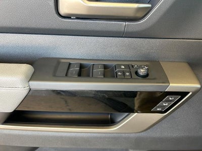 2026 Toyota Tundra Limited CrewMax 5.5' Bed