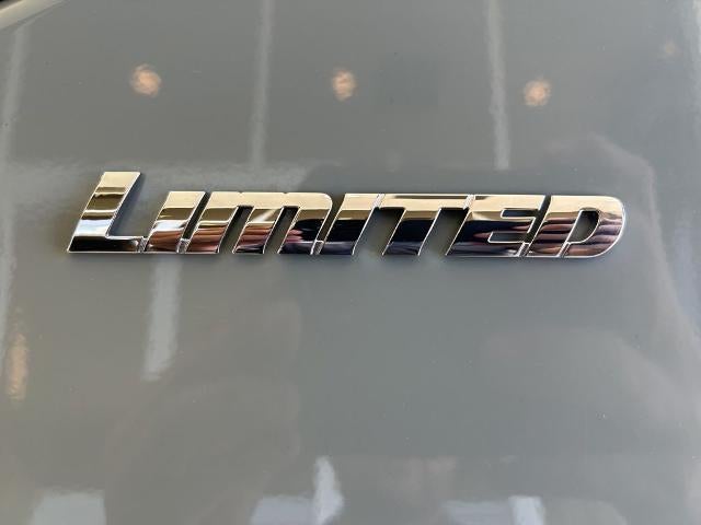 2026 Toyota Tundra Limited CrewMax 5.5' Bed