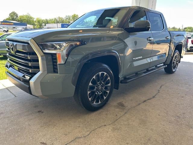 2026 Toyota Tundra Limited CrewMax 5.5' Bed