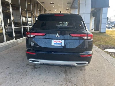 2022 Mitsubishi Outlander SE Launch Edition 2WD