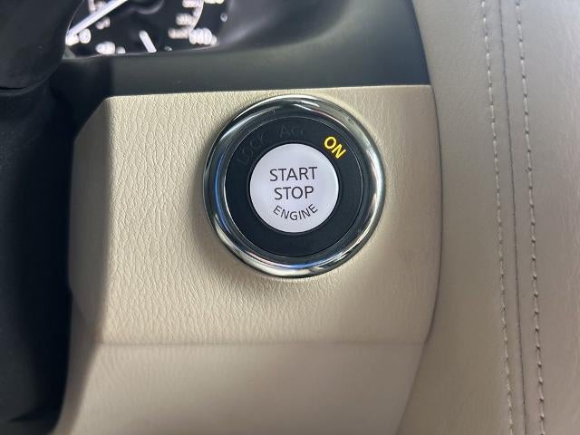 2022 INFINITI QX80 LUXE