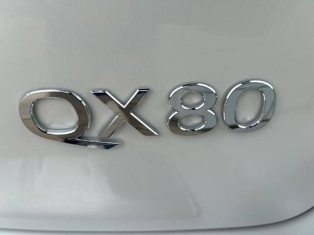 2022 INFINITI QX80 LUXE