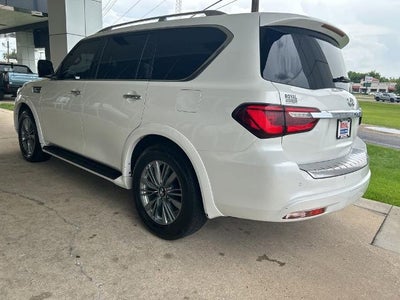 2022 INFINITI QX80 LUXE