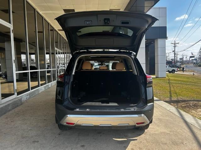 2023 Nissan Rogue Platinum FWD