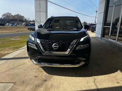 2023 Nissan Rogue Platinum FWD