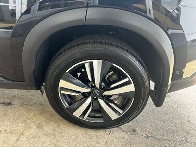 2023 Nissan Rogue Platinum FWD