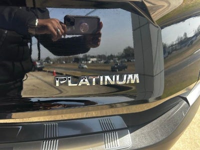 2023 Nissan Rogue Platinum FWD