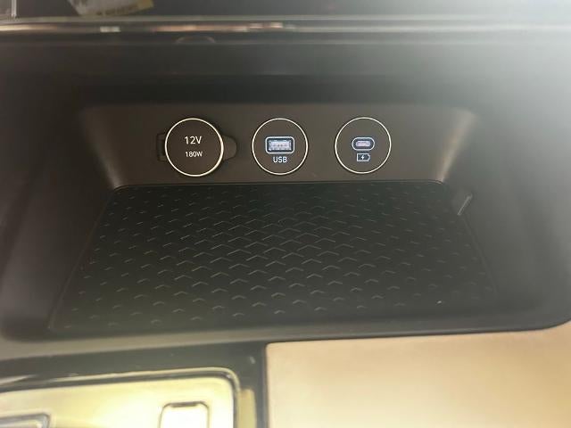 2024 Genesis G70 2.5T RWD