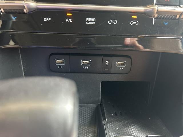 2022 Kia Carnival MPV EX