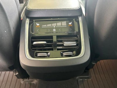 2019 Volvo XC90 T6 R-Design